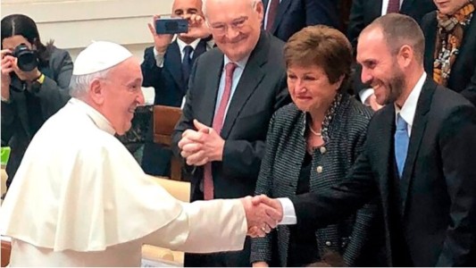 Frente a la titular del FMI, el Papa Francisco llamó a dar alivio a los países endeudados