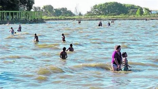Se ahogó un chico de 12 años en el Río de la Plata y buscan a una joven de 15