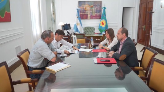 Junto a Kicillof, Frederic y Berni llegaron a un acuerdo para finalizar el conflicto