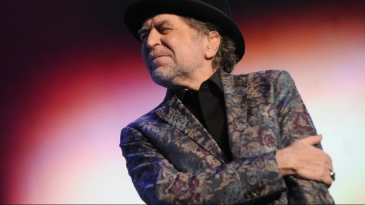 Joaquín Sabina fue operado con éxito tras su caída en el show