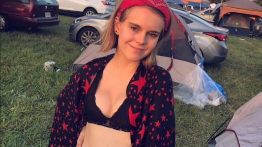 Será juzgado como adulto un adolescente de 14 años arrestado por el asesinato de una joven de 18