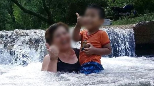 La madre del nene de 4 años forcejeó con los delincuentes para defender a su hijo