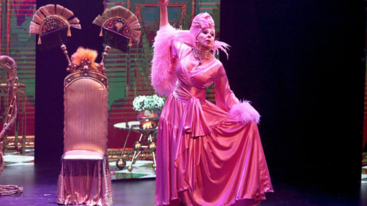 Video: la terrible caída de Georgina Barbarossa durante una función en Córdoba