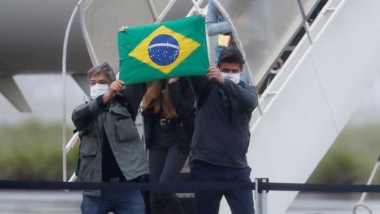 Brasil niega que la muerte de un hombre de 60 años se debiera al coronavirus