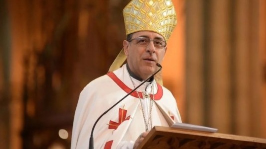 El Arzobispo platense cruzó a Alberto Fernández por el aborto legal