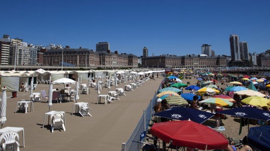 Verano: desde la cámara hotelera estiman que la actividad cayó "entre 30 y 40 por ciento"