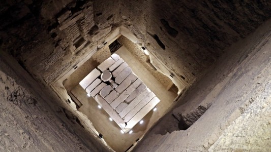 Tras varios años, reabren la pirámide más antigua de Egipto: así es por dentro