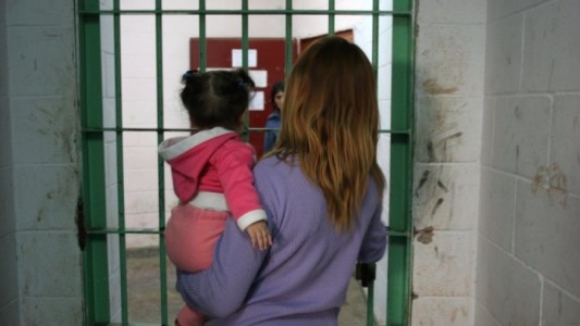 La Justicia recomendó el arresto domiciliario para mujeres presas con hijos o embarazadas