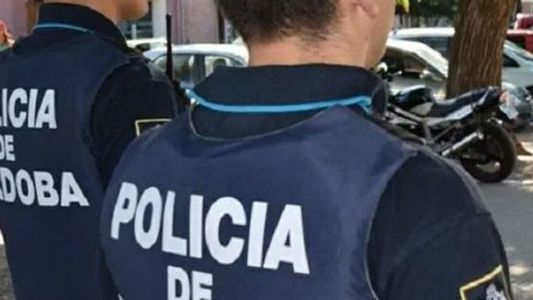 Coronavirus: le pusieron custodia policial para que cumpla con la cuarentena