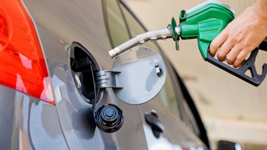 Cámara de Expendedores de Combustible calcula que la nueva suba en la nafta será de "entre 6 y 9%"