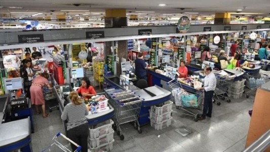 Coronavirus: lanzarán canasta básica de 2000 productos con "precios máximos"