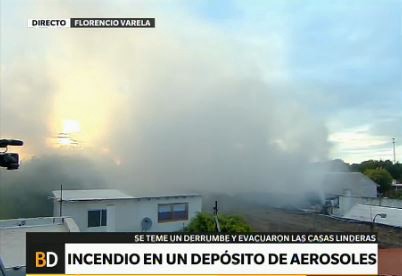Incendio en un depósito de aerosoles en Florencio Varela