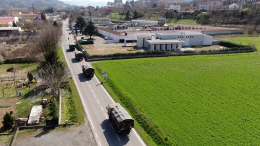 Coronavirus: La caravana de la muerte en Italia