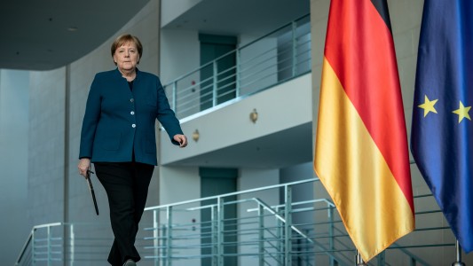 Angela Merkel en cuarentena luego de que su médico diera positivo de coronavirus