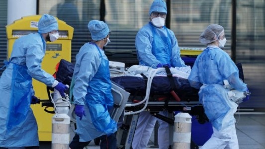 El calvario de una madre por la muerte por coronavirus de su hija de 16 años