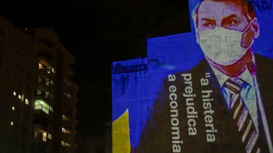 Coronavirus: Twitter eliminó los mensajes de Bolsonaro en contra del aislamiento