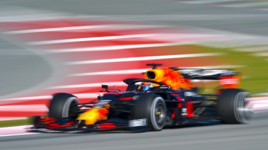 Coronavirus: desde una escudería de Fórmula 1 propusieron contagiar de forma voluntaria a los pilotos