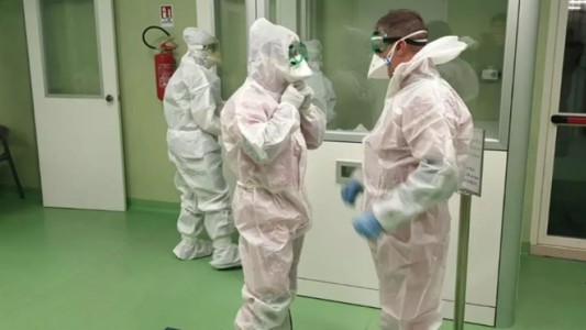 Coronavirus: murió un nene de 5 años en Gran Bretaña y es la víctima más joven