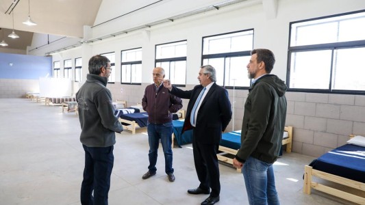 Coronavirus: Alberto Fernández recorrió un hospital de campaña en Lanús