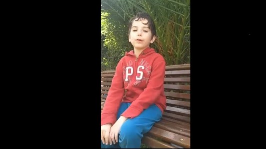 Video viral en cuarentena: el poema de un nene de La Plata sobre el coronavirus