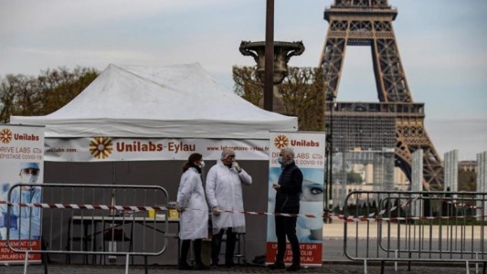 Francia supera los 12.000 fallecidos por el coronavirus