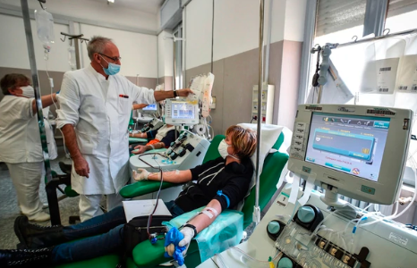 Impulsan un protocolo en Argentina para extraer plasma y usar en pacientes graves de coronavirus