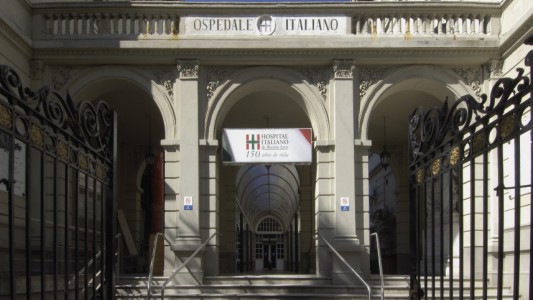 Coronavirus: hay 53 contagiados entre el personal del Hospital Italiano y el Sanatorio de la Providencia
