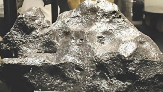 Denuncian que en Nueva York se vende un meteorito de Campo de Cielo