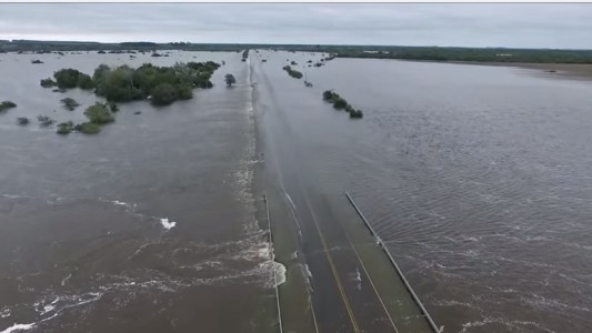 Santa Elena "vive una situación caótica" por el desborde del río Paraná