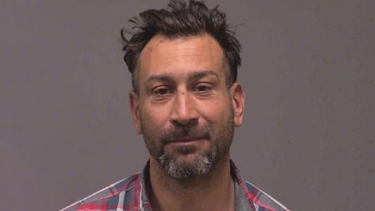 EE.UU: entró a un restaurante cerrado por coronavirus y se pasa cuatro días comiendo y bebiendo