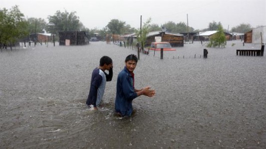 Unos 40 mil afectados por las inundaciones en el litoral