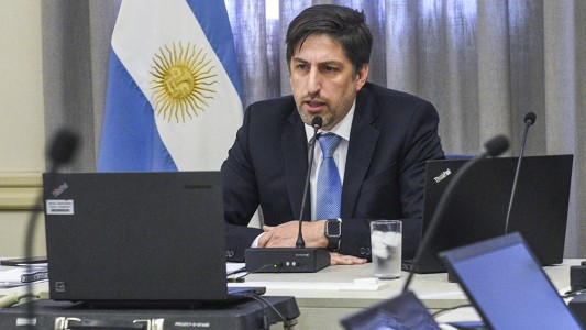 Eliminar recreos y más distancia entre alumnos: analizan opciones para el regreso a las aulas