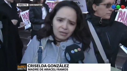 "Dudo que pueda mirar a la cara al asesino de mi hija", dijo la mamá de Araceli Ramos