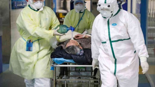 Reino Unido informó que se registraron más de 4 mil muertos por COVID-19 en geriátricos no contabilizados en las estadísticas oficiales