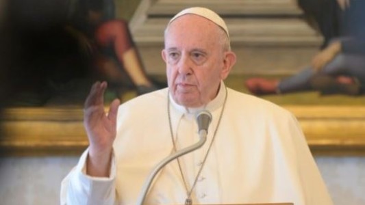 El papa Francisco pidió que haya "acceso universal" a los tratamientos contra el coronavirus