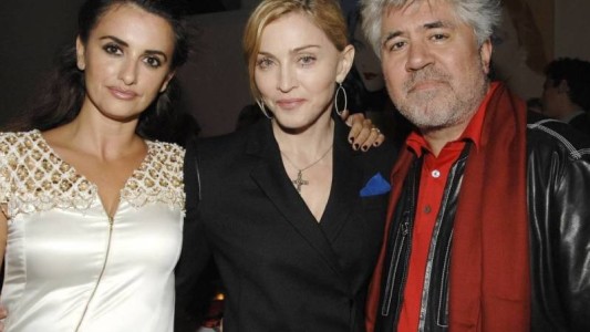 Madonna, Almodóvar, Penélope Cruz y 200 artistas piden no "volver a lo mismo" luego de la pandemia