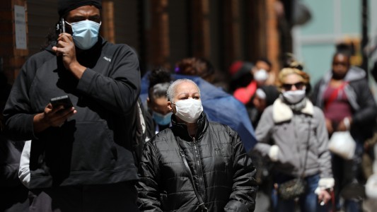 Estados Unidos volvió a registrar más de 1.800 muertes por coronavirus