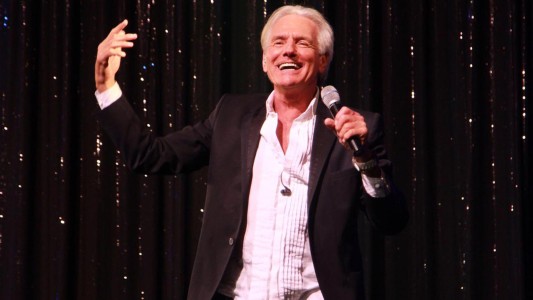 Sergio Denis: cantante popular, amigo de las hinchadas, entre el éxito y el drama