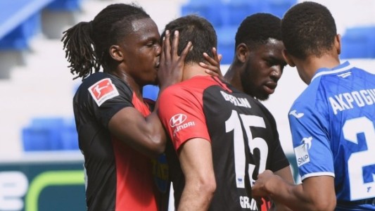 #Bundesliga El Hertha Berlín viola el protocolo en el festejo de sus goles