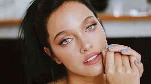 Oriana Sabatini se mostró al natural y estalló Instagram: "Estrías, las queremos"