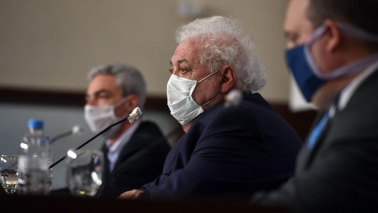 Dieron de alta al ministor de Salud, Ginés González García