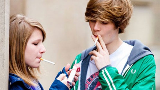 Alarmante: 40 millones de adolescentes entre 13 y 15 años consumen tabaco