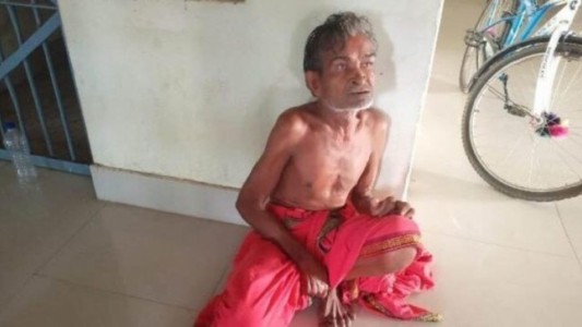 El sacerdote indio que decapitó a un hombre para frenar la pandemia de coronavirus