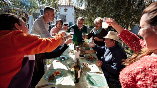 Flexibilizan la cuarentena en Entre Ríos: habilitan reuniones familiares, shoppings y deportes individuales