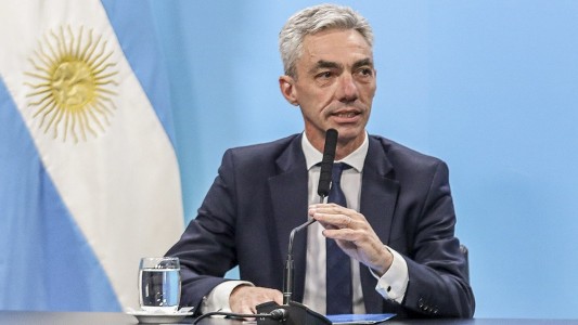 Meoni dijo que analizan qué actividades habilitar sin que generen contacto estrecho entre personas