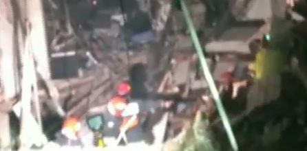 Peritos de la Policía Federal investigan la trágica explosión de Villa Crespo