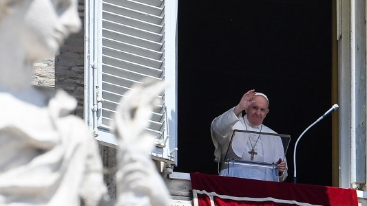 El Papa donó 1 millón de euros a un fondo que creó para desocupados en medio de la pandemia