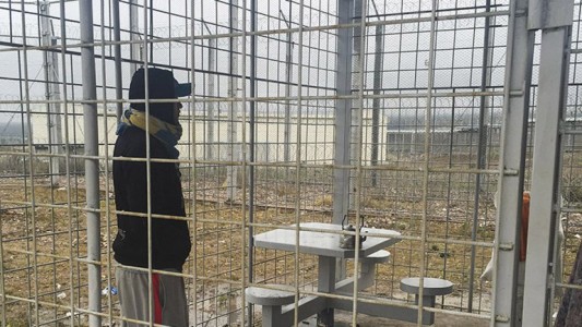 Denuncian trato "inhumano" en las cárceles al aire libre en Mendoza