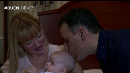 "¡Ya estamos con nuestro hijo!": la emoción de la pareja que pudo viajar a Ucrania