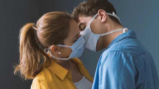 Entregan a domicilio y en forma gratuita kits para tener sexo seguro